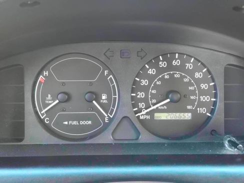 Used 1999 Toyota Corolla LE image 17