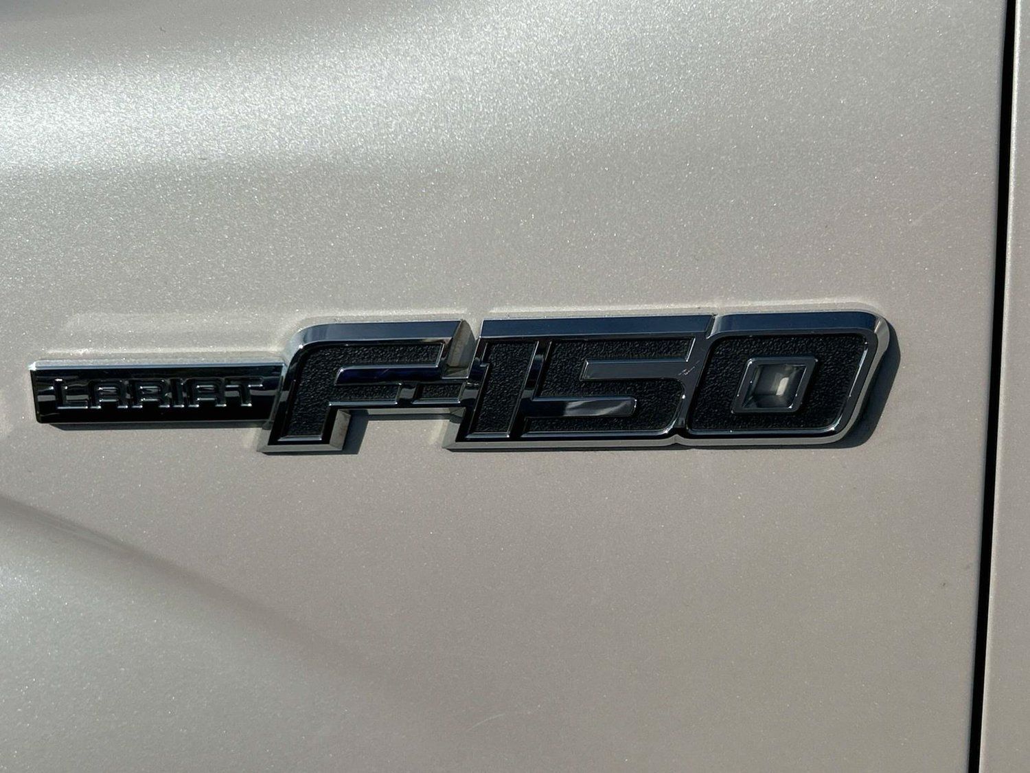 Used 2014 Ford F150 Lariat w/ Equipment Group 502A Luxury AWD/4WD image 15