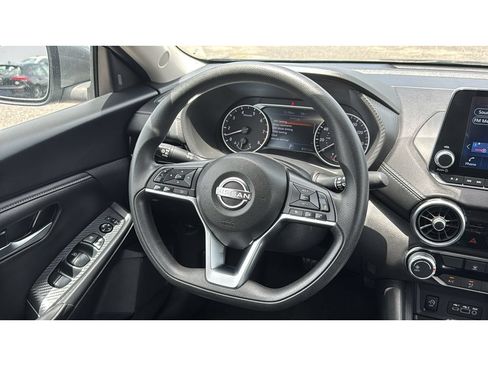Used 2024 Nissan Sentra SV FWD image 25
