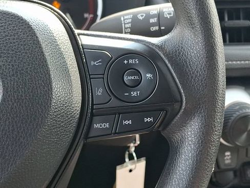 Certified 2025 Toyota RAV4 LE AWD/4WD image 21