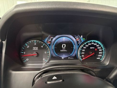 Used 2018 GMC Yukon Denali w/ Denali Ultimate Package AWD/4WD image 17