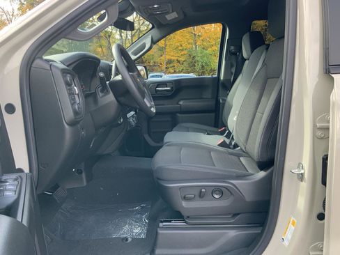 New 2026 Chevrolet Silverado 1500 Custom AWD/4WD image 10