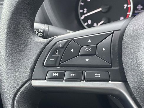 Certified 2025 Nissan Sentra SV image 20