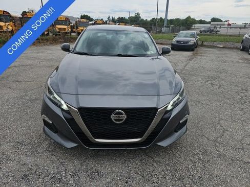 Used 2019 Nissan Altima 2.5 SR w/ SR Premium Package AWD/4WD image 8