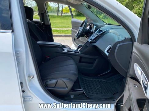 Used 2015 Chevrolet Equinox LS image 15