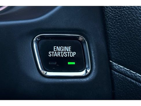 Used 2017 GMC Acadia SLT FWD image 36