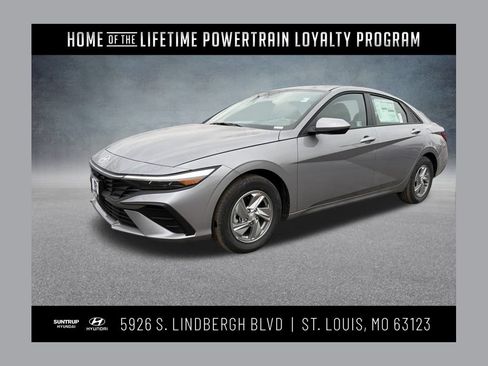 Used 2026 Hyundai Elantra SE w/ Cargo Package FWD image 1