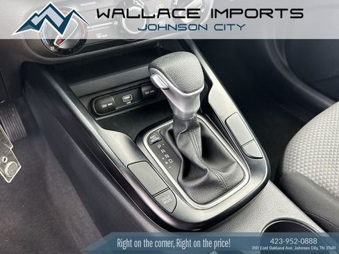 Used 2022 Kia Soul LX w/ Technology Package FWD image 16