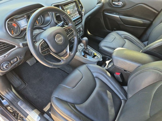Used 2020 Jeep Cherokee Limited AWD/4WD image 12