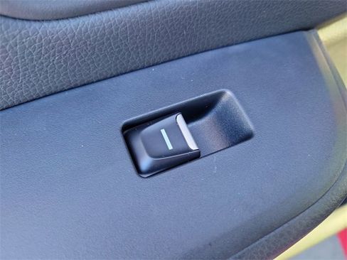 New 2025 Honda Pilot Touring image 16