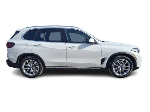 Used 2025 BMW X5 xDrive50e w/ Premium Package image 7