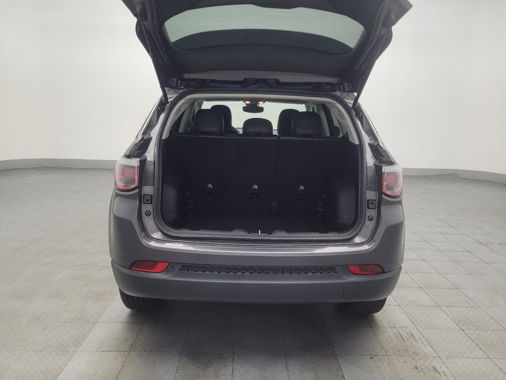 Used 2020 Jeep Compass Latitude AWD/4WD image 29