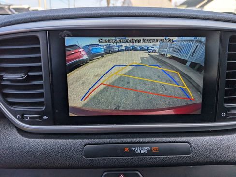 Used 2021 Kia Sportage LX image 43