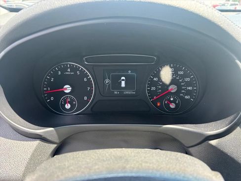 Used 2018 Kia Sorento LX AWD/4WD image 7