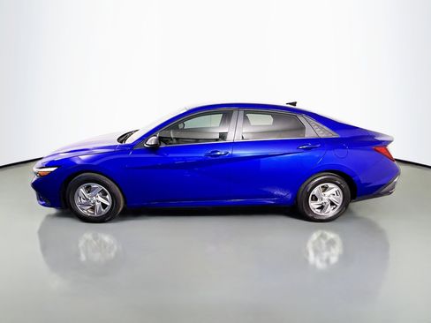 Used 2024 Hyundai Elantra SE image 6