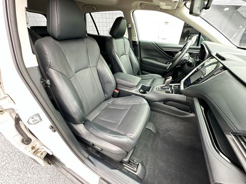Used 2024 Subaru Outback Limited image 31