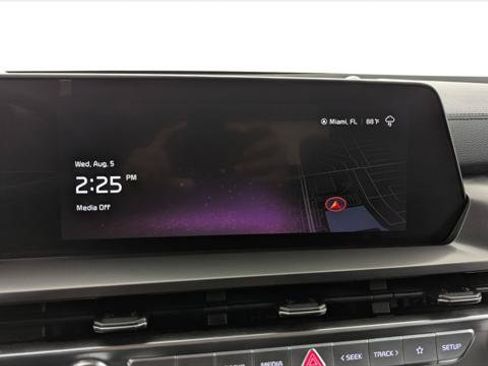 Used 2025 Kia Telluride S FWD image 23