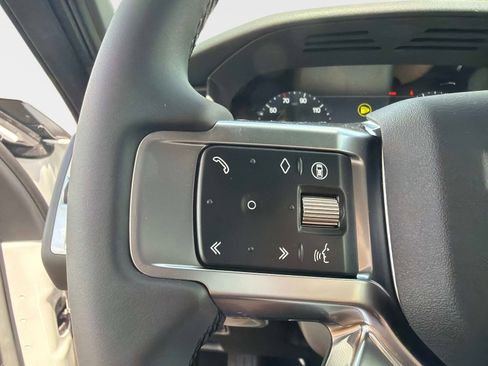 New 2026 Land Rover Discovery Dynamic SE AWD/4WD image 28
