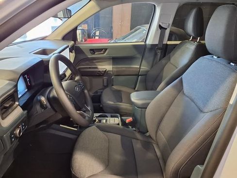 Certified 2025 Ford Maverick XL FWD image 18