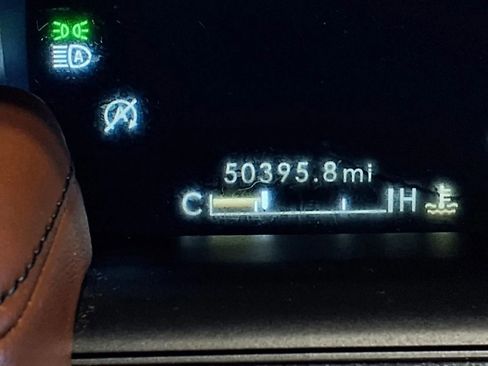 Used 2022 Lincoln Nautilus Reserve AWD/4WD image 27