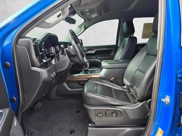 Used 2022 Chevrolet Silverado 1500 RST w/ Convenience Package II AWD/4WD image 21