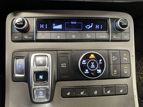 Used 2020 Hyundai Palisade Limited image 22