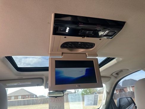 Used 2020 Cadillac Escalade Luxury image 27