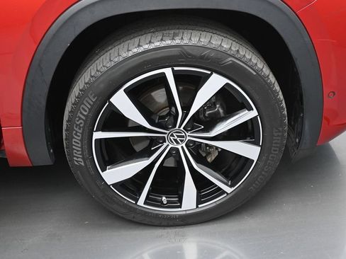 Used 2024 Volkswagen Atlas SEL Premium R-Line AWD/4WD image 41