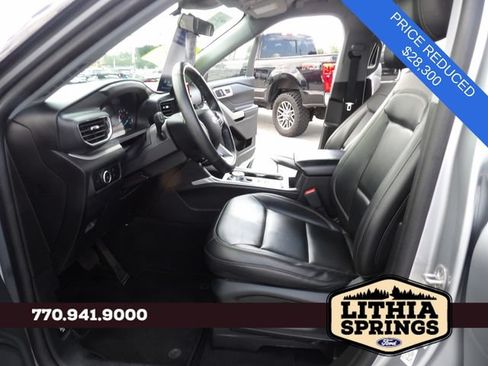 Certified 2023 Ford Explorer XLT w/ Equipment Group 202A RWD image 23