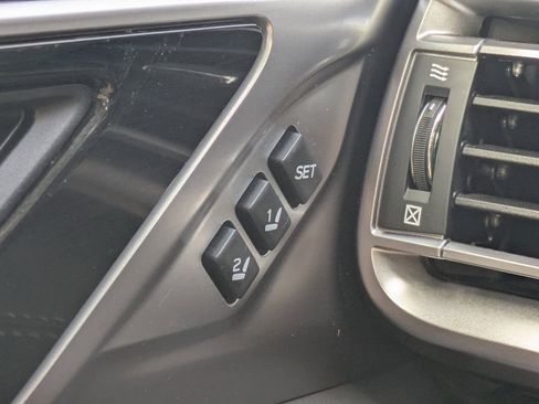 Used 2024 Subaru Outback Limited image 26