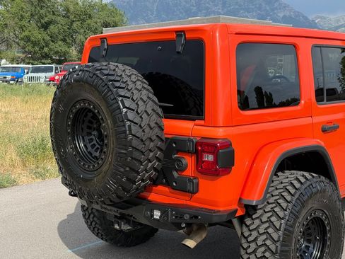 Used 2020 Jeep Wrangler Unlimited Rubicon AWD/4WD image 10