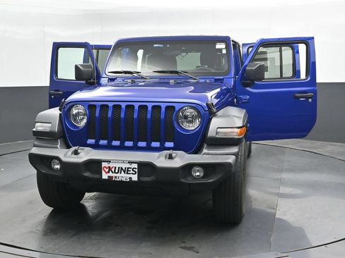 Used 2018 Jeep Wrangler Unlimited Sport AWD/4WD image 47