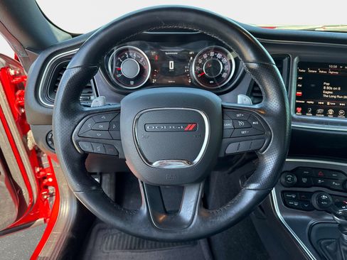 Used 2016 Dodge Challenger R/T RWD image 20