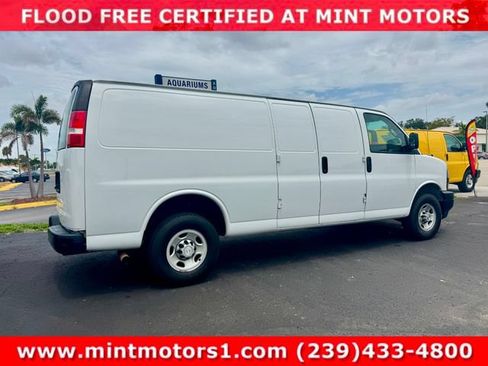 Used 2020 Chevrolet Express 2500 Extended w/ Driver Convenience Package RWD image 8