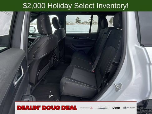 New 2025 Jeep Grand Cherokee Laredo image 25