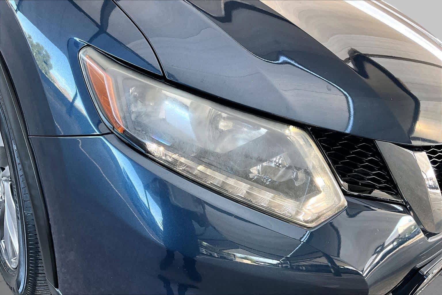 Used 2015 Nissan Rogue SL FWD image 27