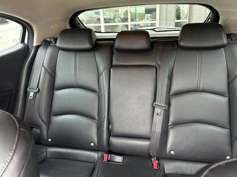 Used 2018 MAZDA MAZDA3 Touring FWD image 10