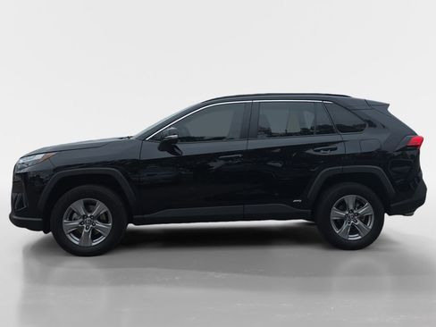 Used 2024 Toyota RAV4 LE AWD/4WD image 2
