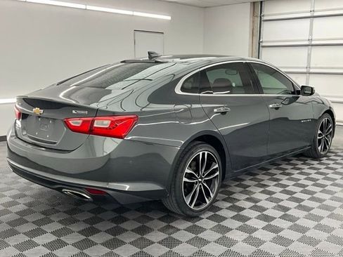 Used 2016 Chevrolet Malibu Premier w/ Driver Confidence Package II image 8