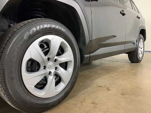 Used 2024 Toyota RAV4 LE image 2