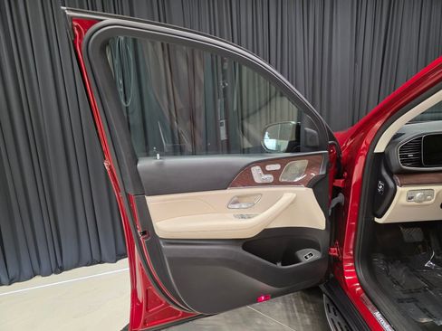 Used 2022 Mercedes-Benz GLE 450 4MATIC image 17