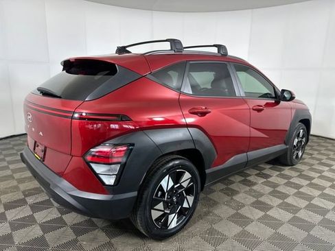 Used 2024 Hyundai Kona SEL image 3