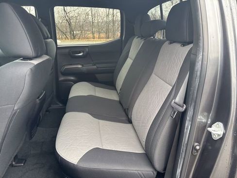 Certified 2023 Toyota Tacoma TRD Sport image 19