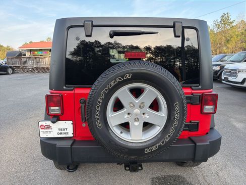 Used 2015 Jeep Wrangler Unlimited Sport w/ Quick Order Package 24S image 5