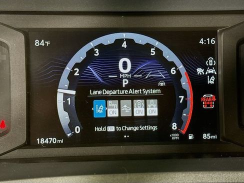 Used 2025 Toyota 4Runner SR5 AWD/4WD image 14