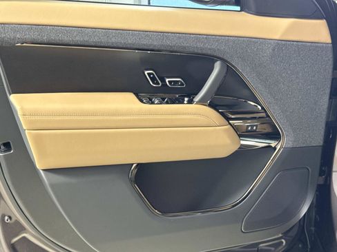 New 2026 Land Rover Range Rover Sport SE AWD/4WD image 17