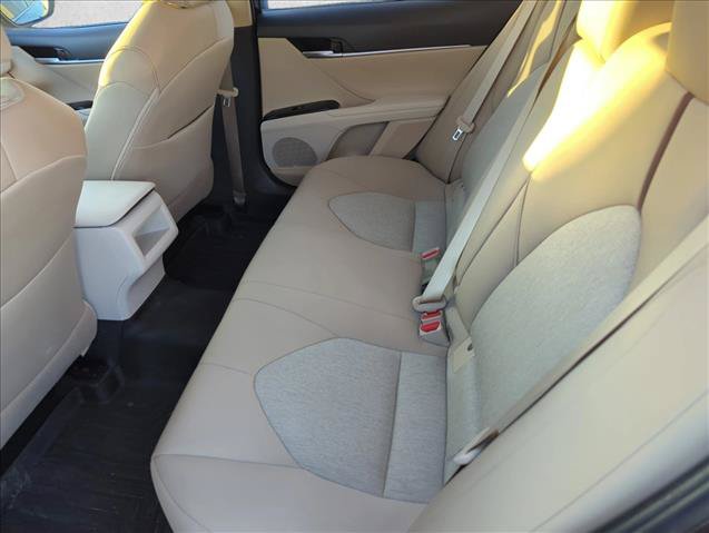 Used 2018 Toyota Camry LE w/ Convenience Package FWD image 7