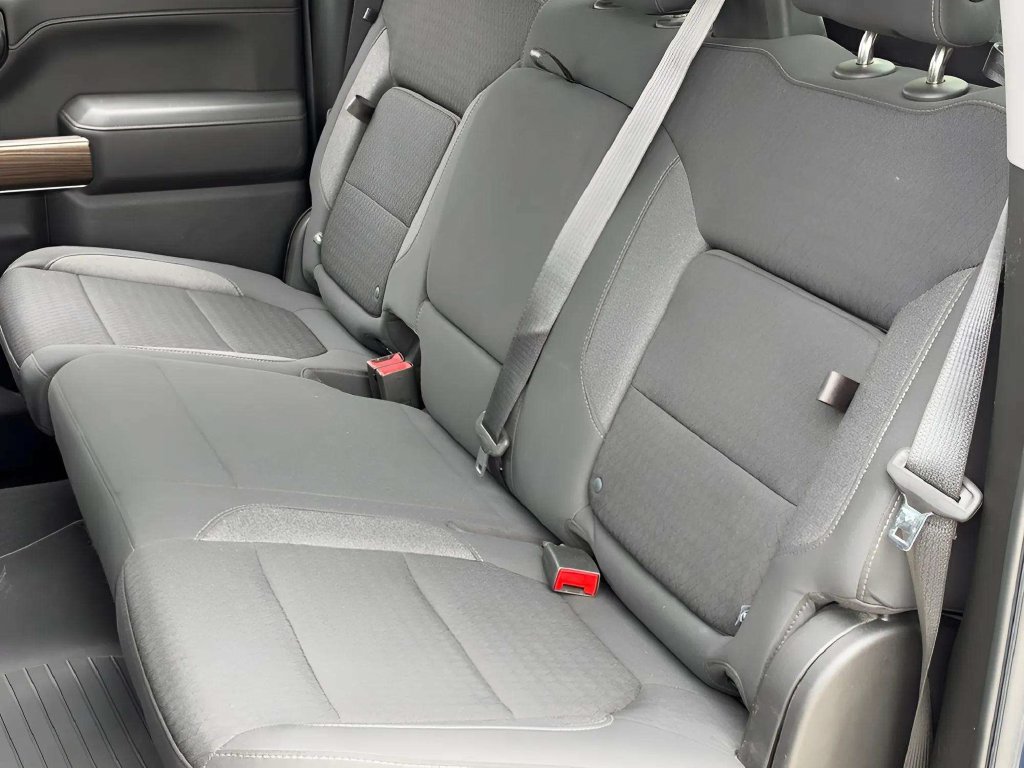 Used 2022 Chevrolet Silverado 1500 RST AWD/4WD image 9