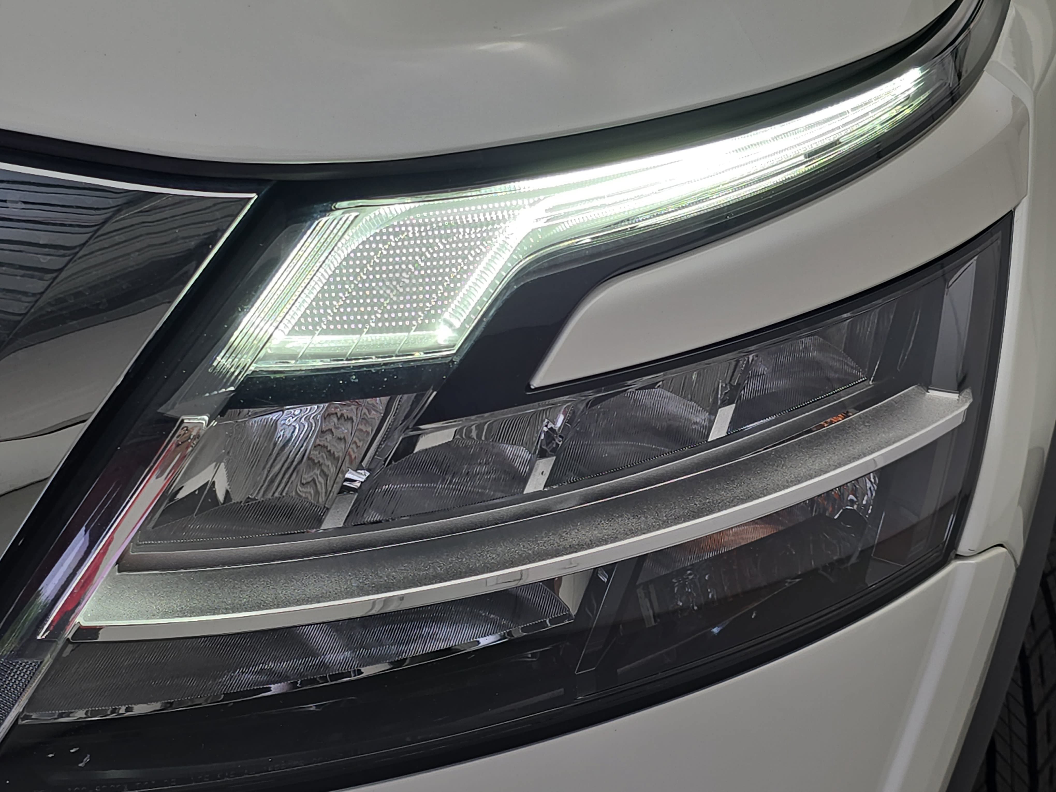 Certified 2023 Nissan Pathfinder SL AWD/4WD image 32