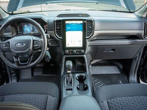 New 2025 Ford Ranger XLT w/ FX4 Off-Road Package image 29
